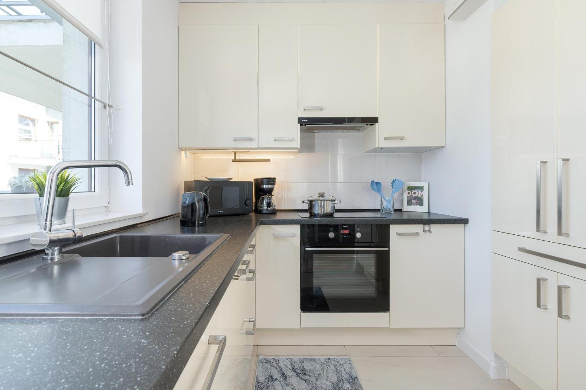 Jasny & Przestronny Apartament Z Balkonem I Parkingiem By Rent Like Home Gdynia Exterior photo