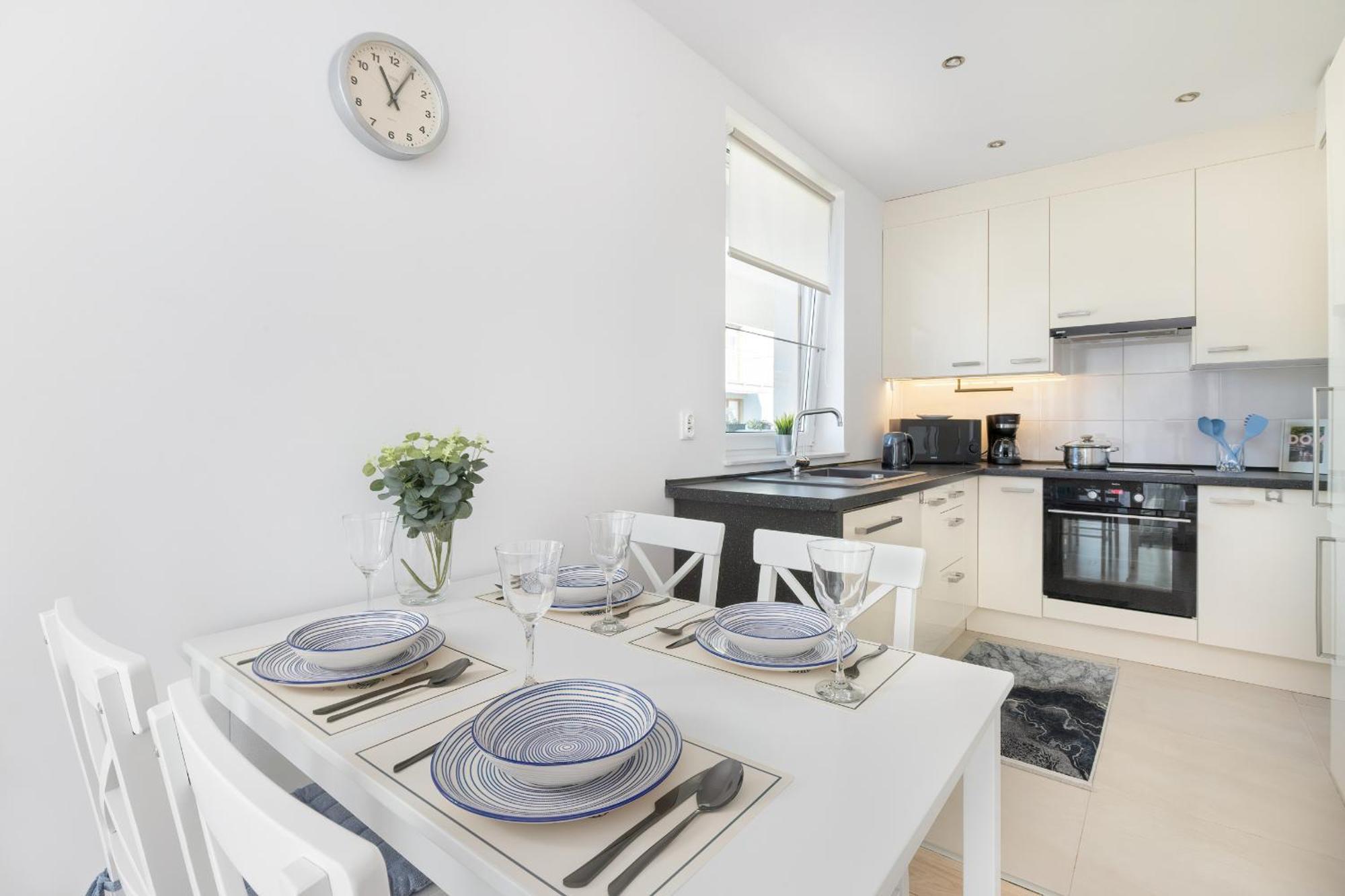 Jasny & Przestronny Apartament Z Balkonem I Parkingiem By Rent Like Home Gdynia Exterior photo