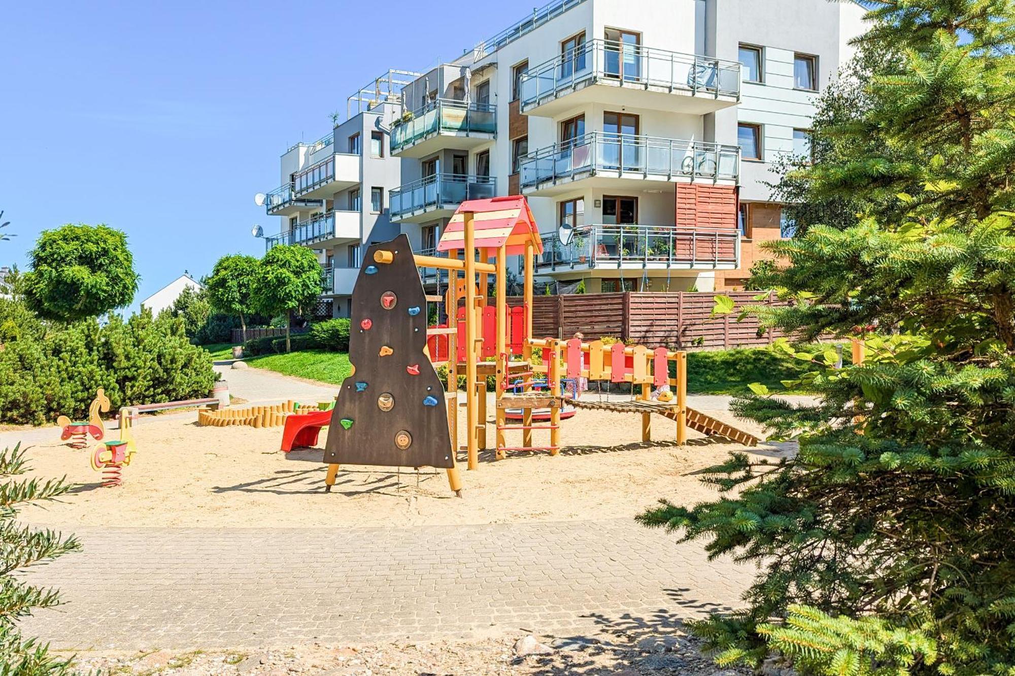 Jasny & Przestronny Apartament Z Balkonem I Parkingiem By Rent Like Home Gdynia Exterior photo